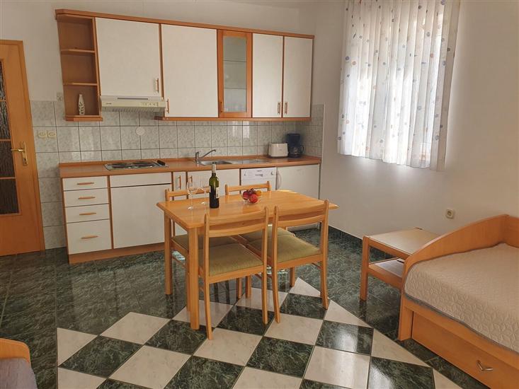 Apartment A1, for 4 persons