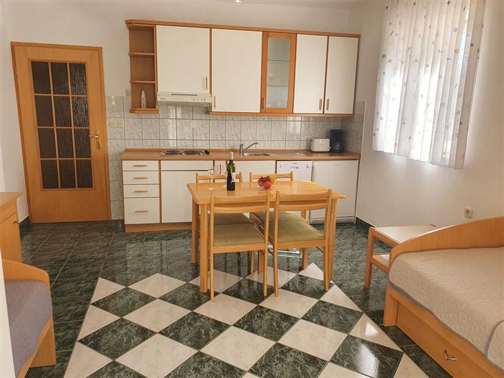 Apartment A1, for 4 persons