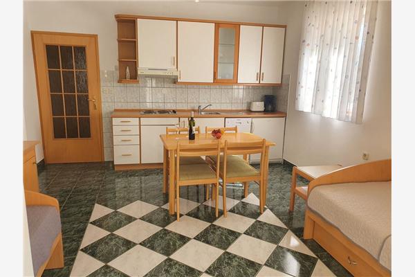 Apartment A1, for 4 persons