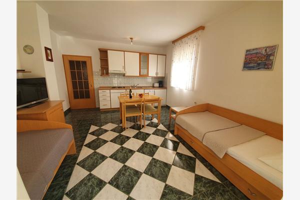 Apartment A1, for 4 persons