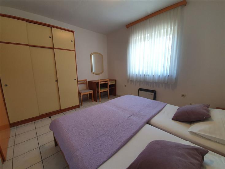 Apartment A4, for 4 persons