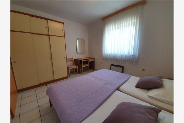 Apartment A4, for 4 persons