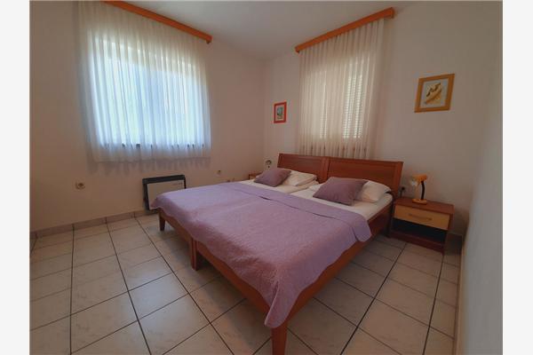 Apartment A4, for 4 persons