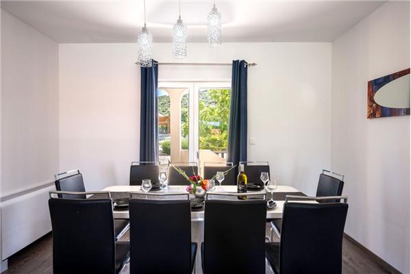 House K1, for 10 persons