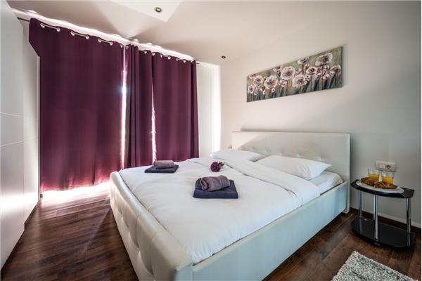 House K1, for 10 persons