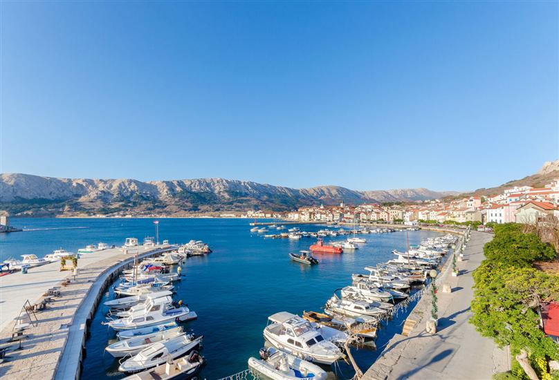 Apartment A1, for 5 persons