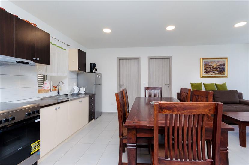 Apartment A1, for 5 persons