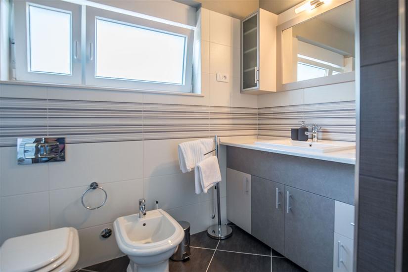 Apartment A1, for 6 persons