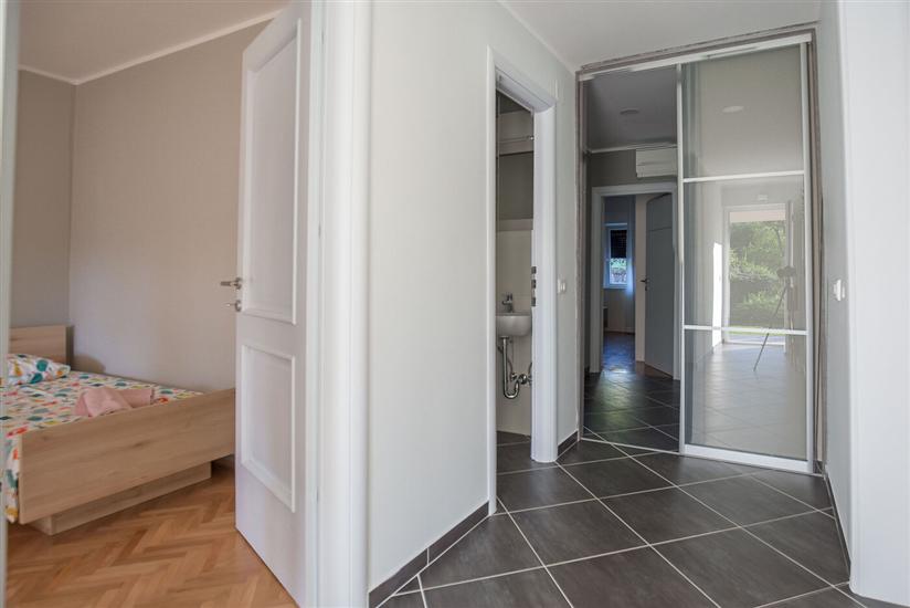 Apartment A1, for 6 persons