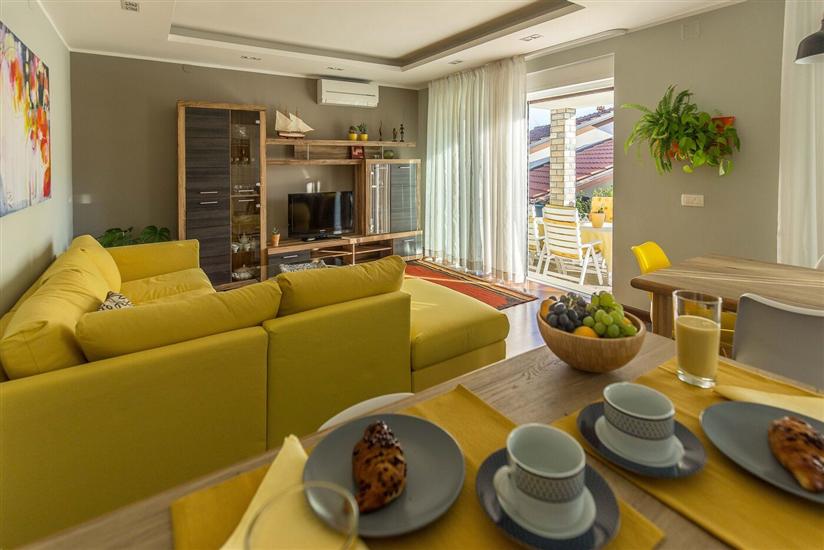 Apartment A1, for 6 persons