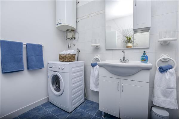 Apartment A1, for 7 persons