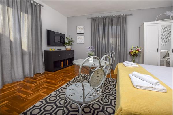 Apartment A1, for 7 persons