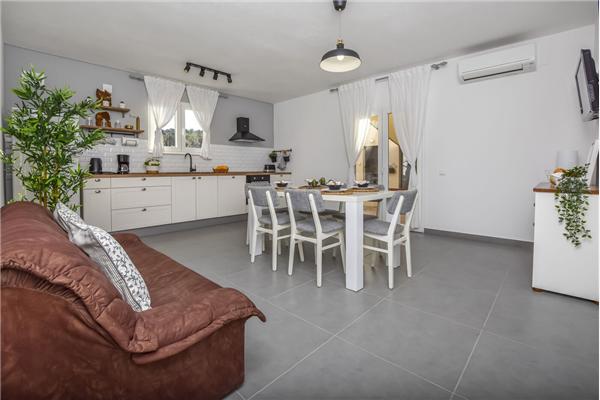 Apartment A1, for 7 persons