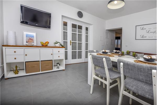 Apartment A1, for 7 persons