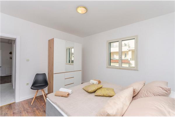 Apartment A1, for 5 persons