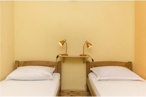 Room S2, for 2 persons