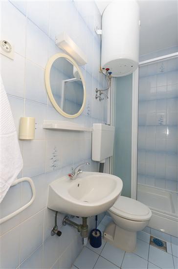 Room S2, for 2 persons