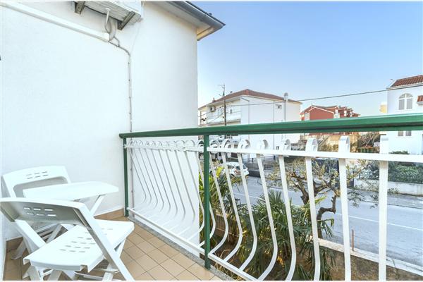 Room S2, for 2 persons