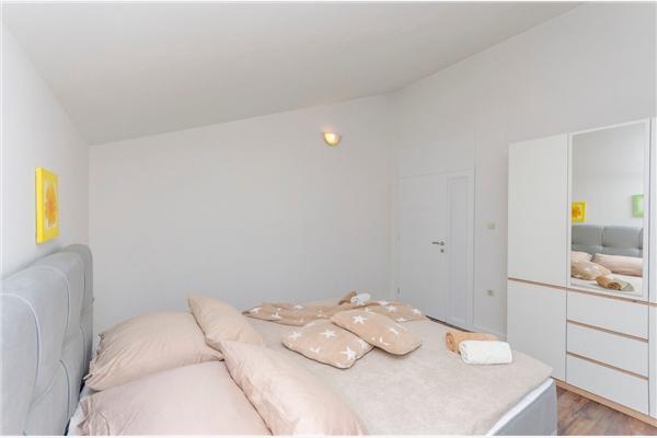 Apartment A4, for 5 persons