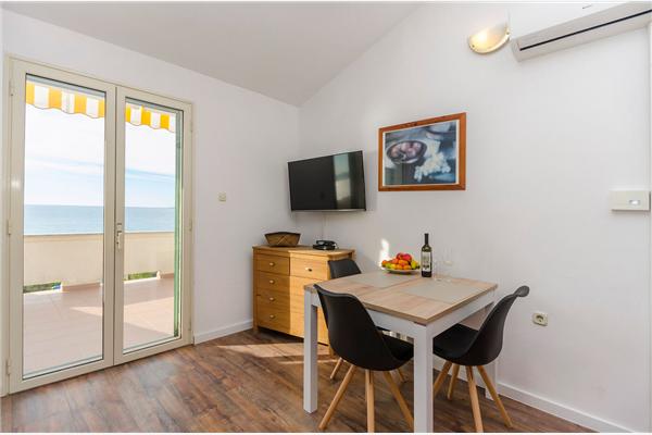 Apartment A4, for 5 persons