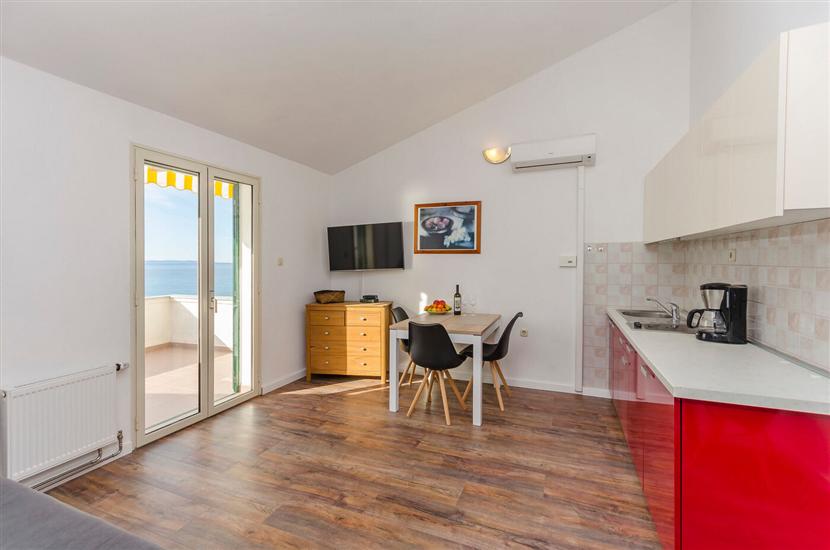 Apartment A4, for 5 persons