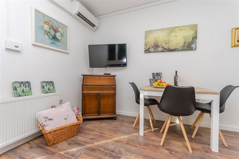 Apartment A3, for 4 persons