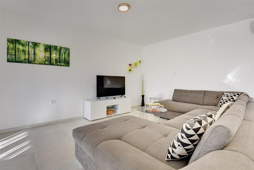 House K1, for 10 persons