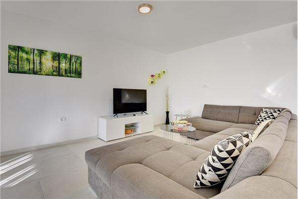 House K1, for 10 persons