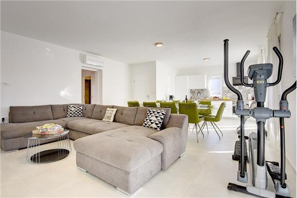 House K1, for 10 persons