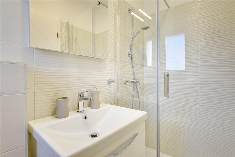 House K1, for 10 persons