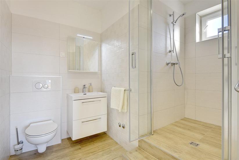 House K1, for 10 persons