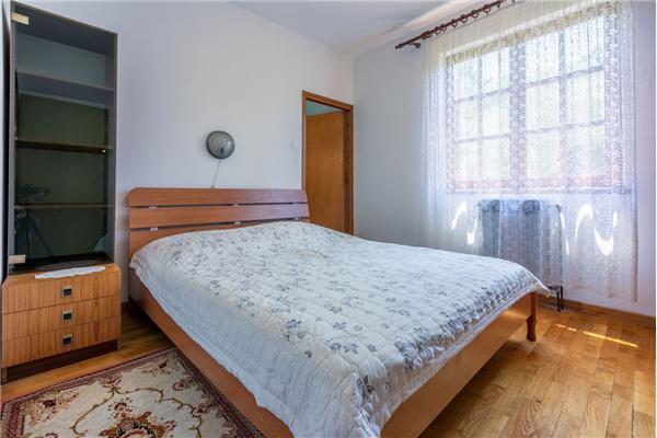 Apartment A2, for 6 persons