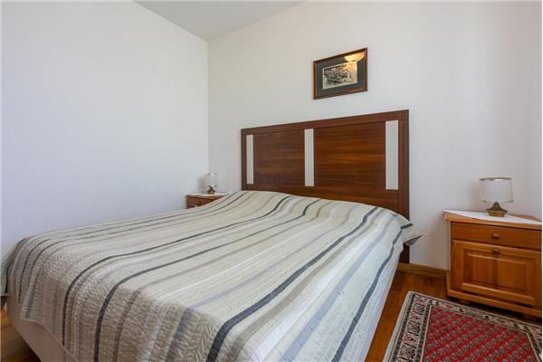 Apartment A2, for 6 persons