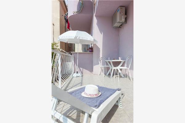 Apartment A2, for 4 persons