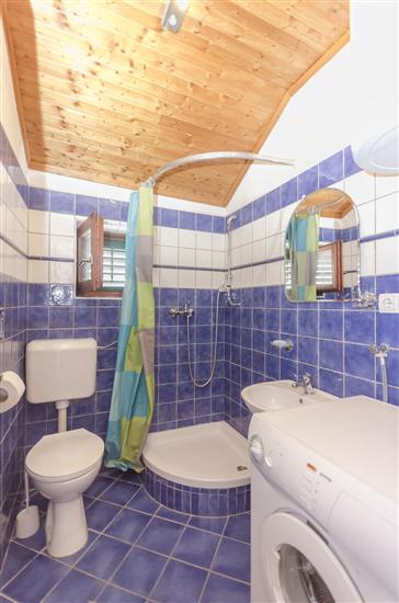 Apartment A1, for 5 persons