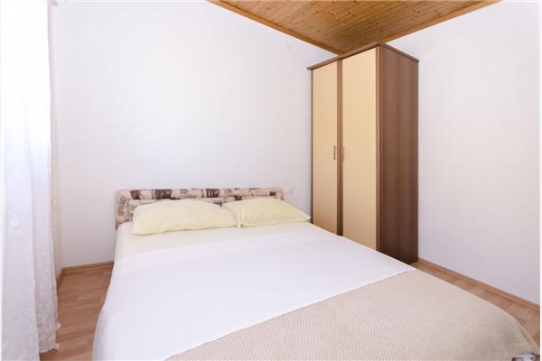 Apartment A2, for 3 persons