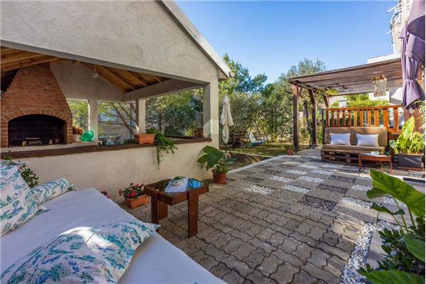 House K1, for 12 persons