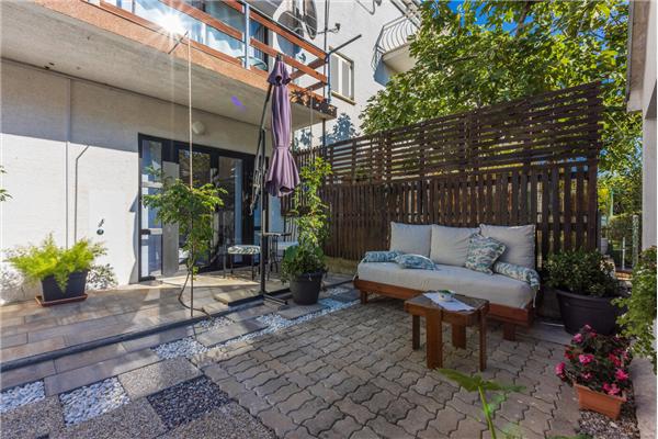 House K1, for 12 persons