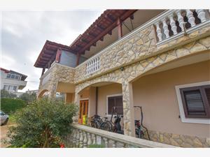 Beachfront accommodation North Dalmatian islands,BookStudenacFrom 100 €