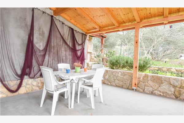 Apartment A1, for 5 persons