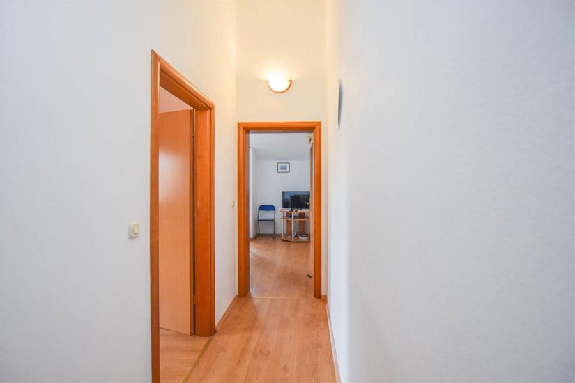 Apartment A2, for 3 persons