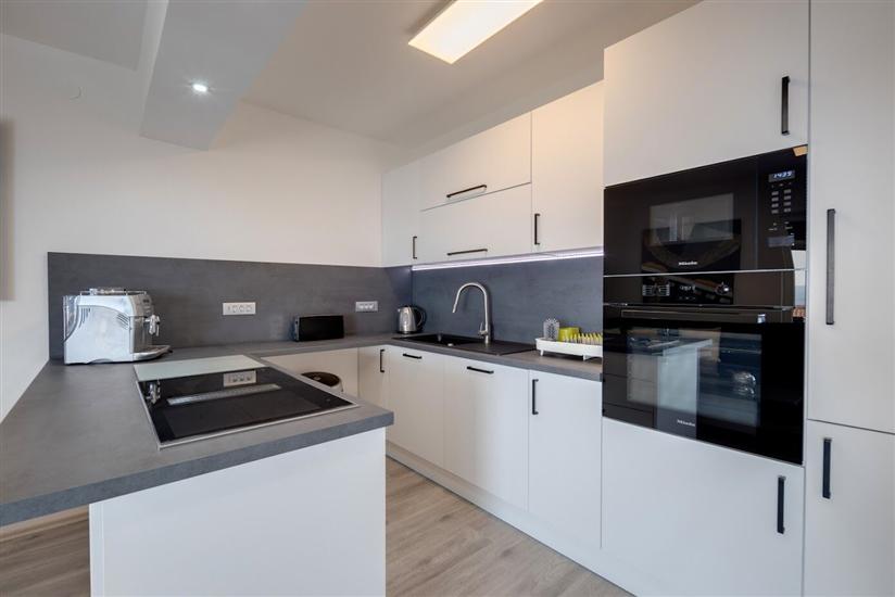 Apartment A5, for 8 persons