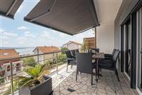 Apartment A5, for 8 persons