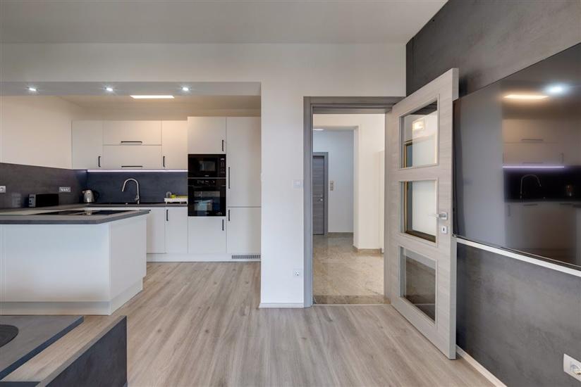 Apartment A5, for 8 persons