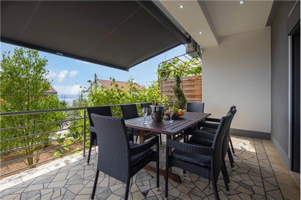 Apartment A4, for 8 persons