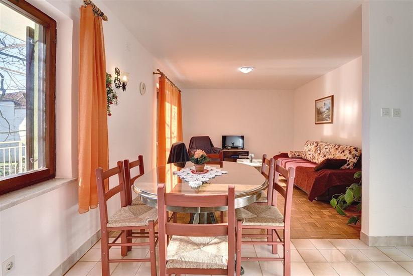 Apartment A1, for 6 persons