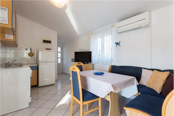 Apartment A1, for 4 persons
