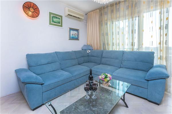 Apartment A1, for 6 persons