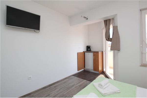 Room S3, for 2 persons