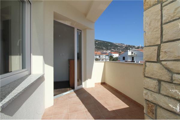 Room S3, for 2 persons